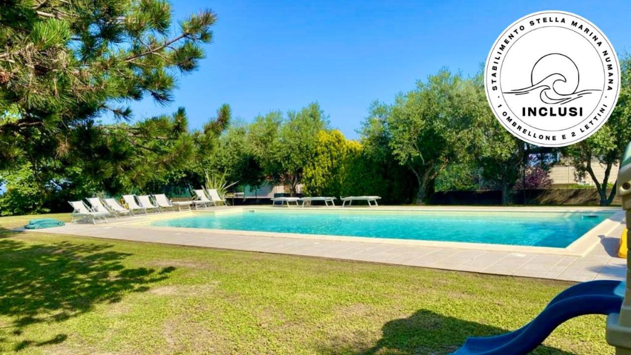 Viva3 - Numana, Ampio Trilocale In Villa Con Piscina Екстер'єр фото
