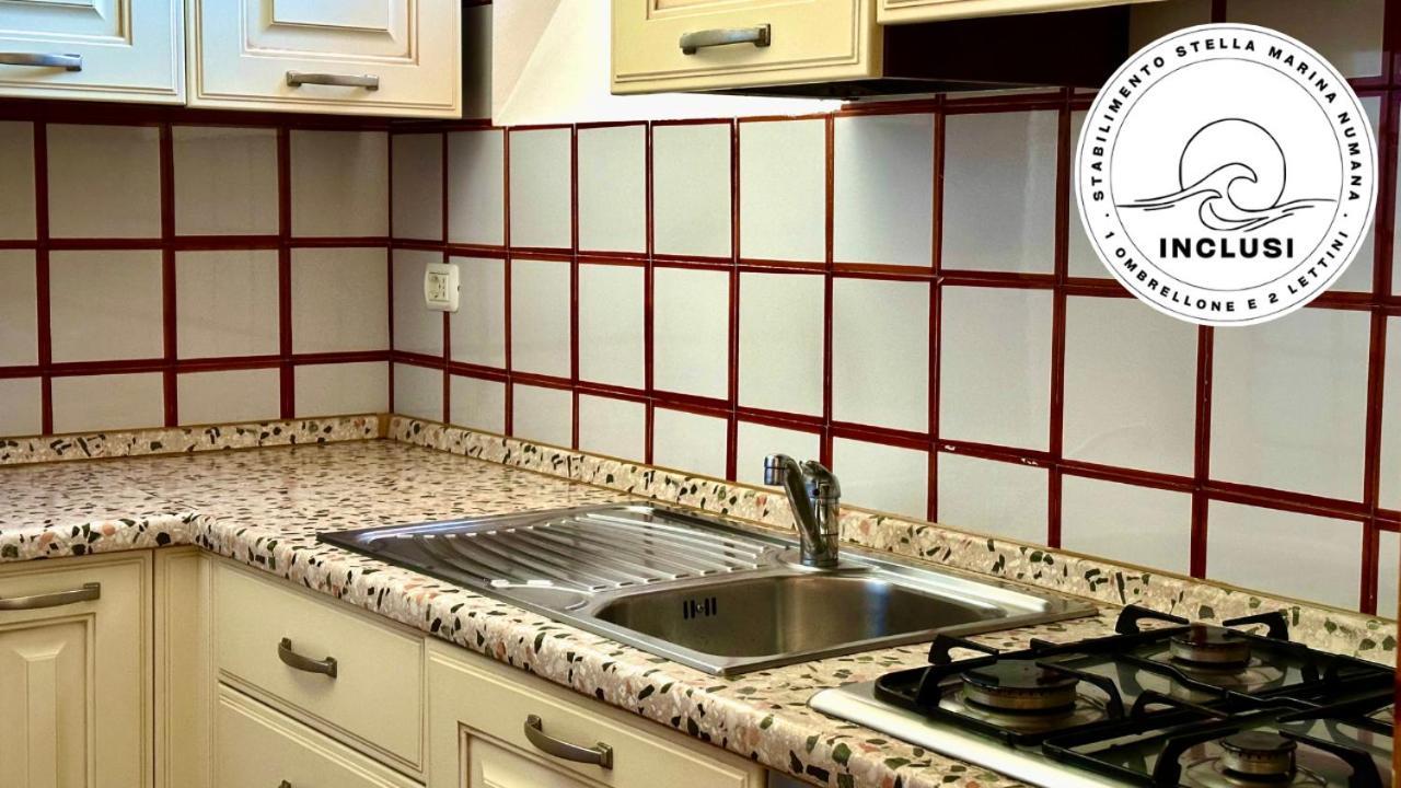 Viva3 - Numana, Ampio Trilocale In Villa Con Piscina Екстер'єр фото